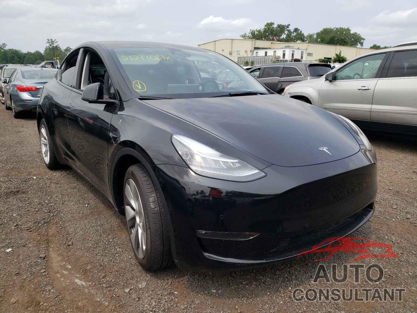 TESLA MODEL Y 2021 - 5YJYGDEE0MF208980