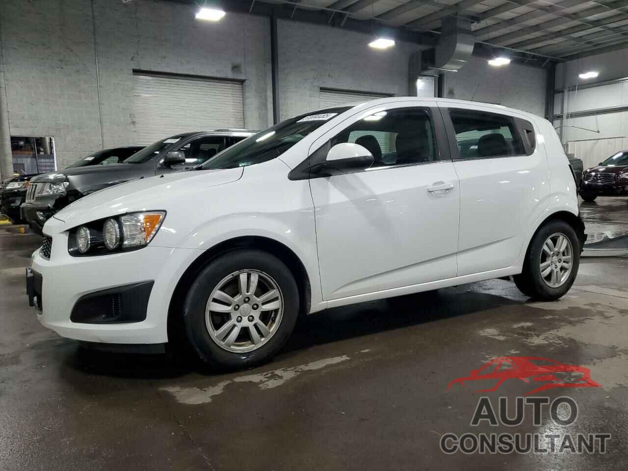 CHEVROLET SONIC 2014 - 1G1JD6SH2E4126013