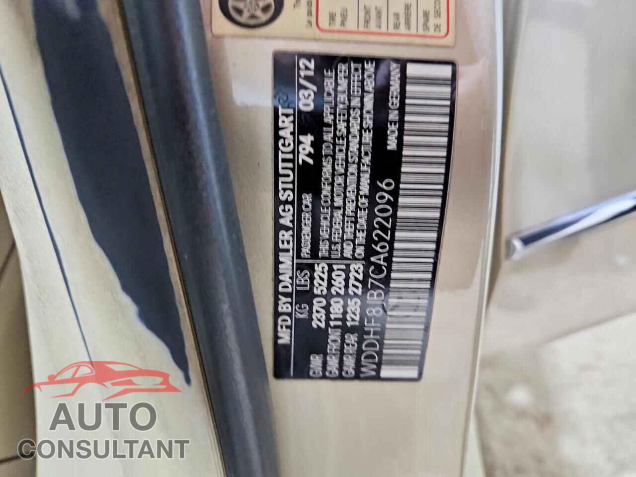 MERCEDES-BENZ E-CLASS 2012 - WDDHF8JB7CA622096