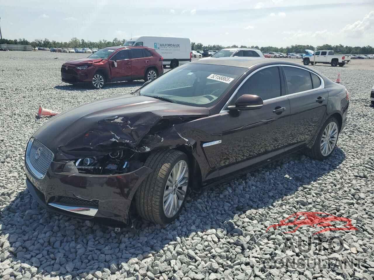 JAGUAR XF 2012 - SAJWA0HB6CLS36895