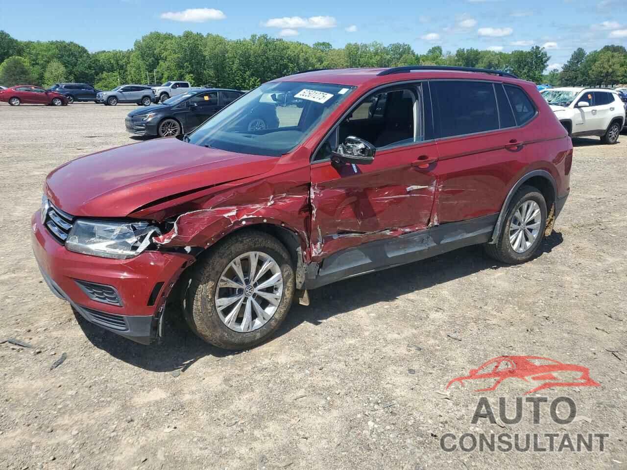 VOLKSWAGEN TIGUAN 2018 - 3VV1B7AX5JM044272