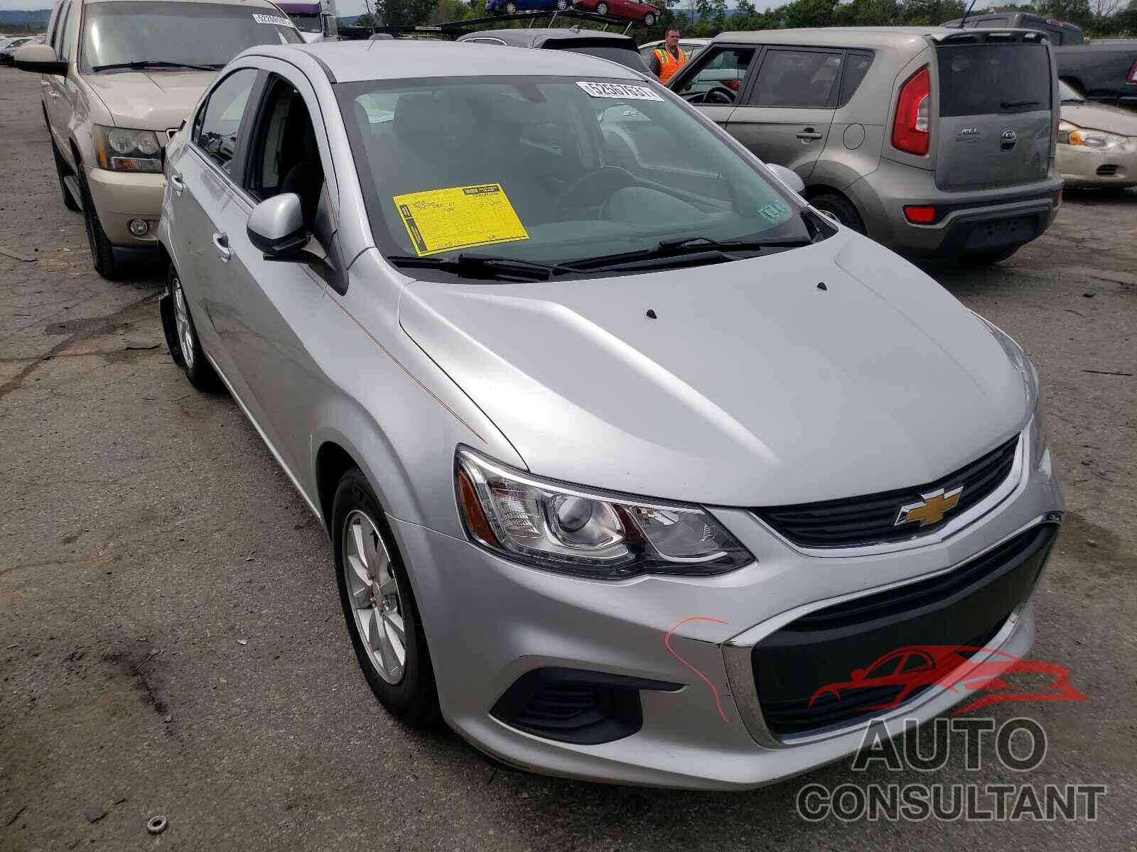 CHEVROLET SONIC 2017 - 1G1JD5SG0H4117025