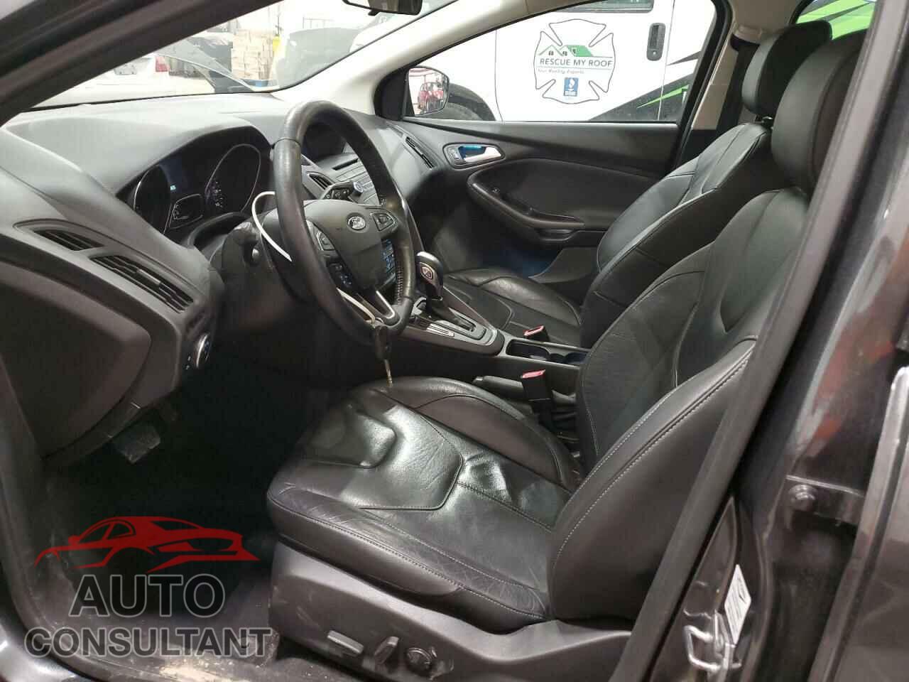 FORD FOCUS 2016 - 1FADP3F2XGL377604