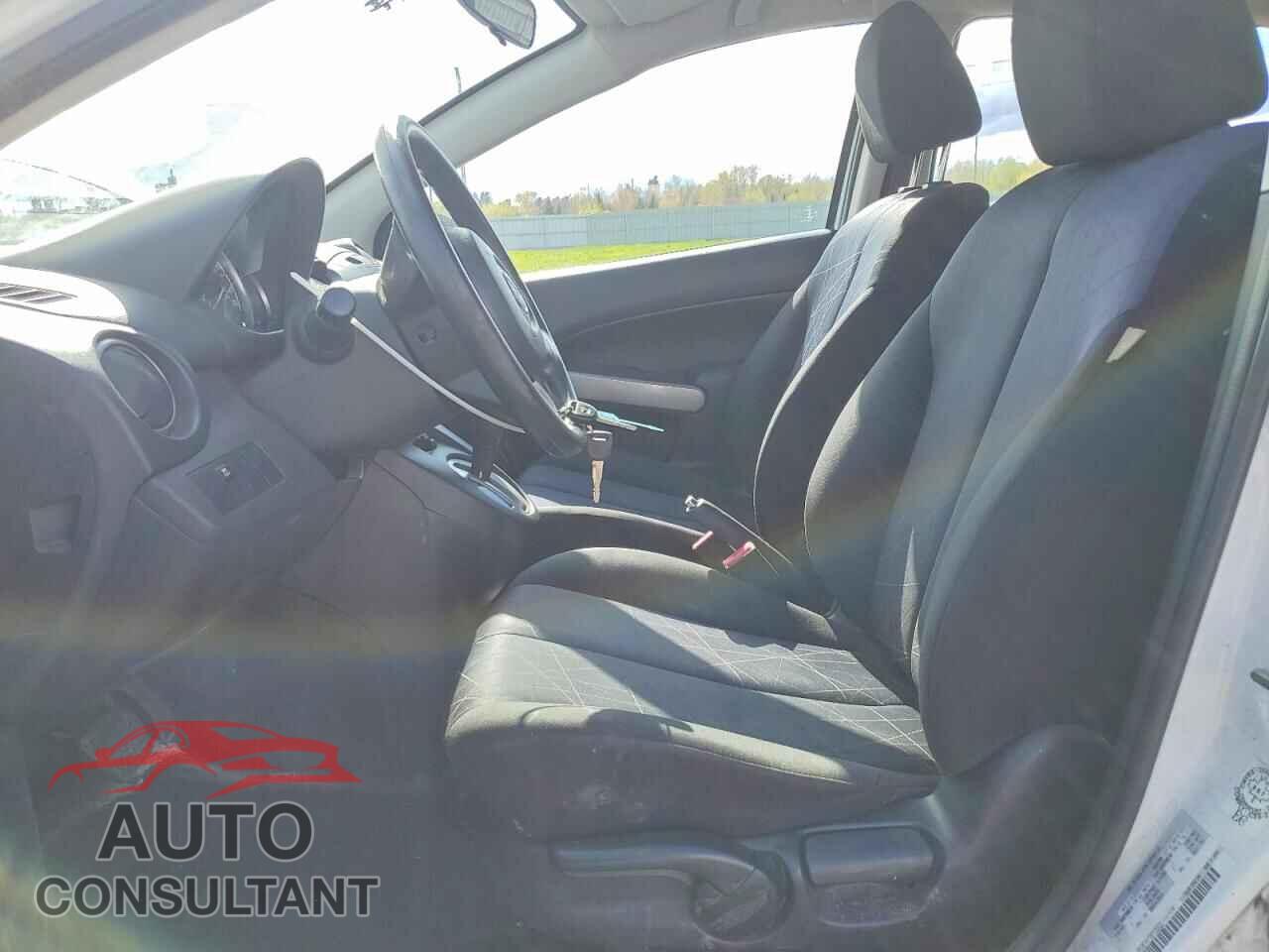 MAZDA 2 2011 - JM1DE1HY1B0105930