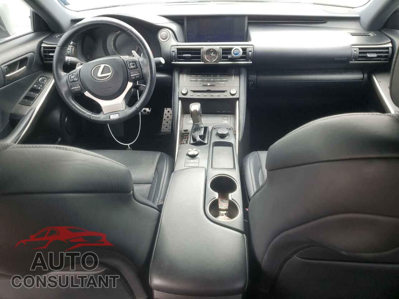 LEXUS IS 2019 - JTHBA1D20K5086650