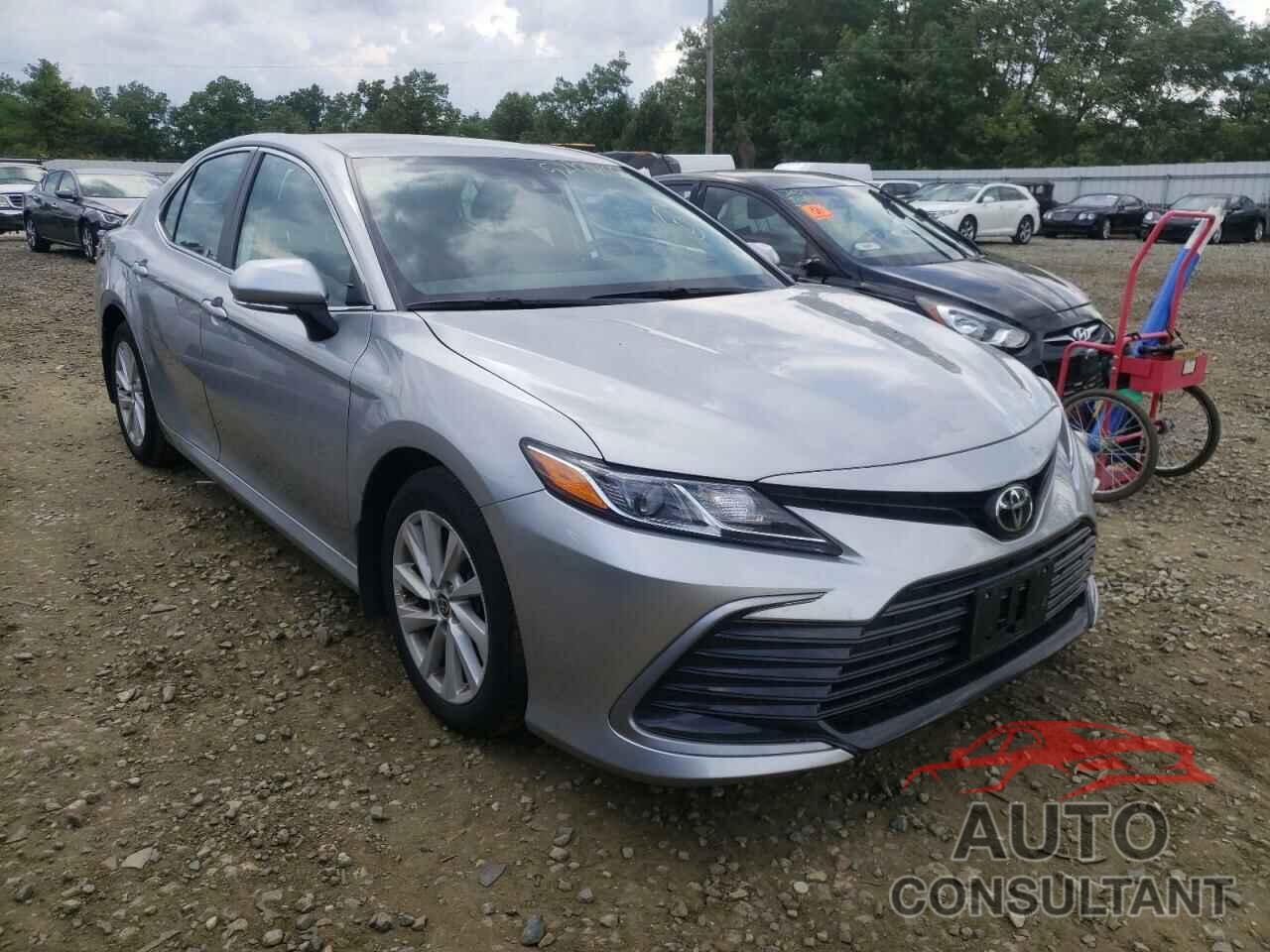 TOYOTA CAMRY 2021 - 4T1R11AK5MU613526