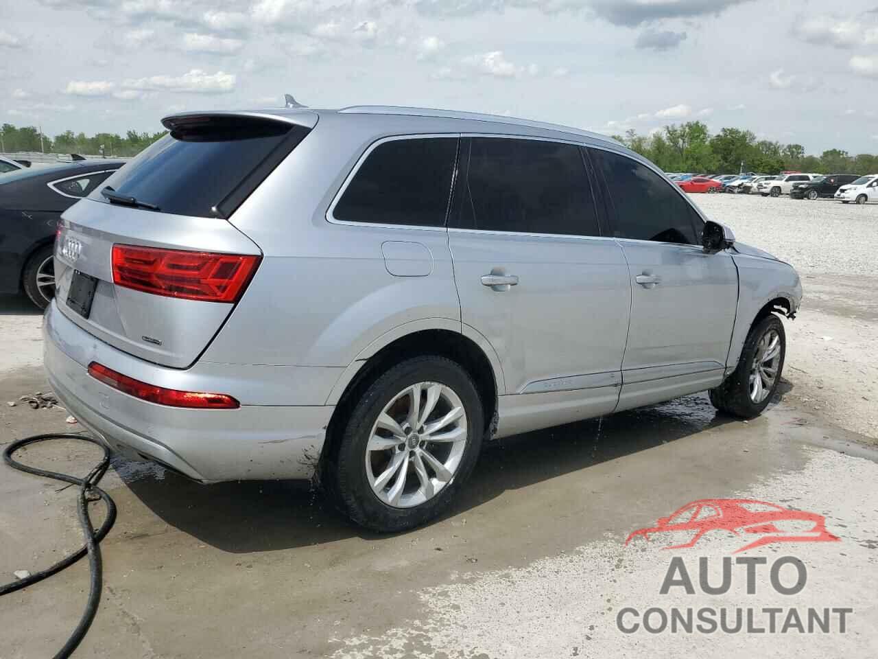 AUDI Q7 2018 - WA1LHAF74JD035614