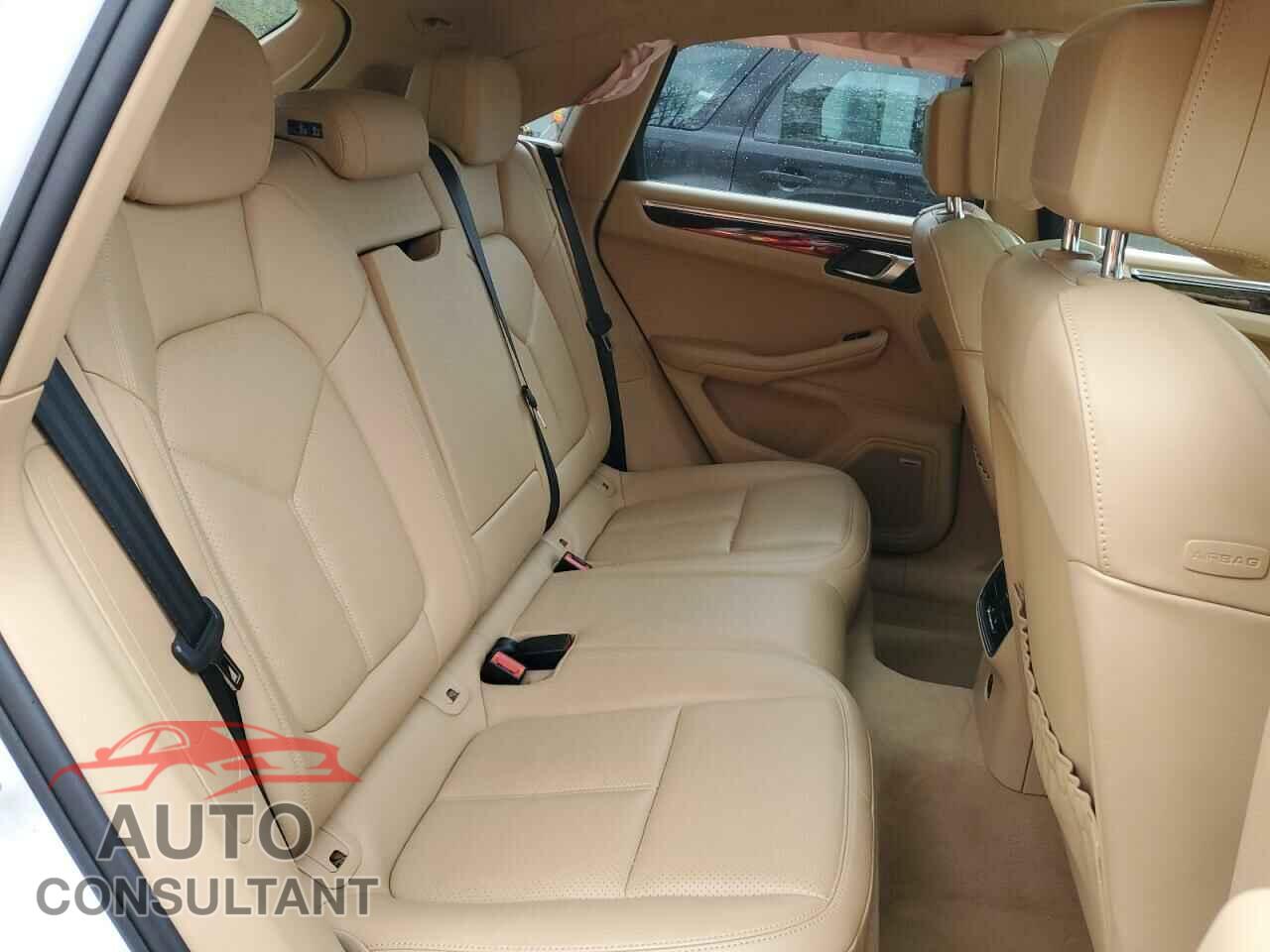 PORSCHE MACAN 2017 - WP1AA2A51HLB03900