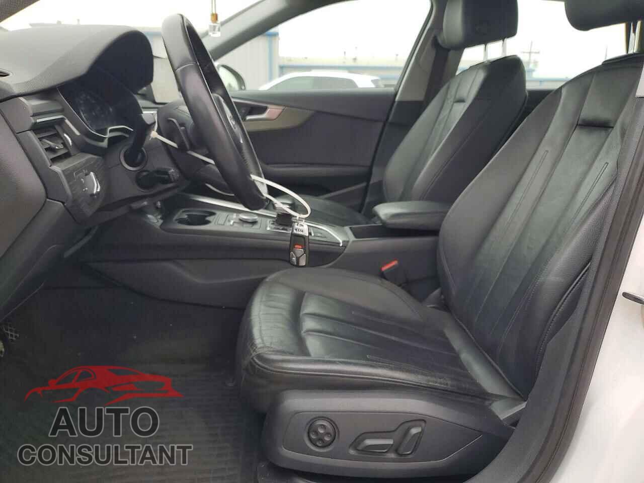 AUDI A4 2019 - WAUGMAF40KN015409