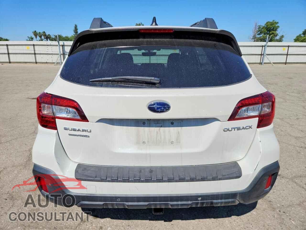 SUBARU OUTBACK 2018 - 4S4BSANC2J3204547