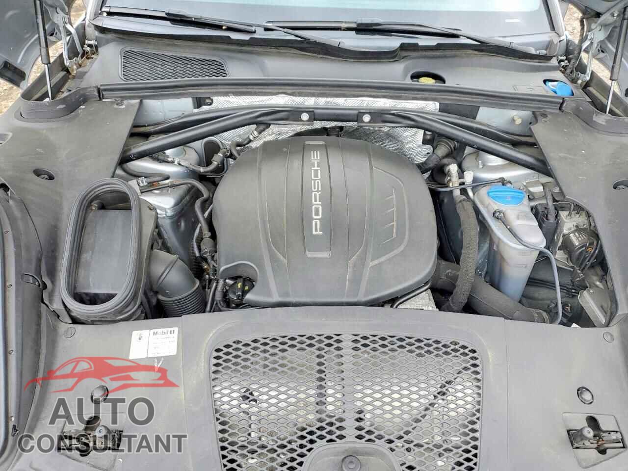 PORSCHE MACAN 2017 - WP1AA2A52HLB01766