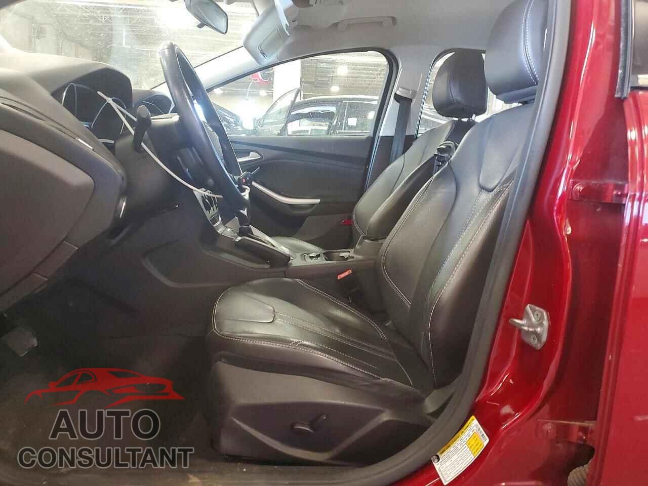 FORD FOCUS 2014 - 1FADP3F28EL264246