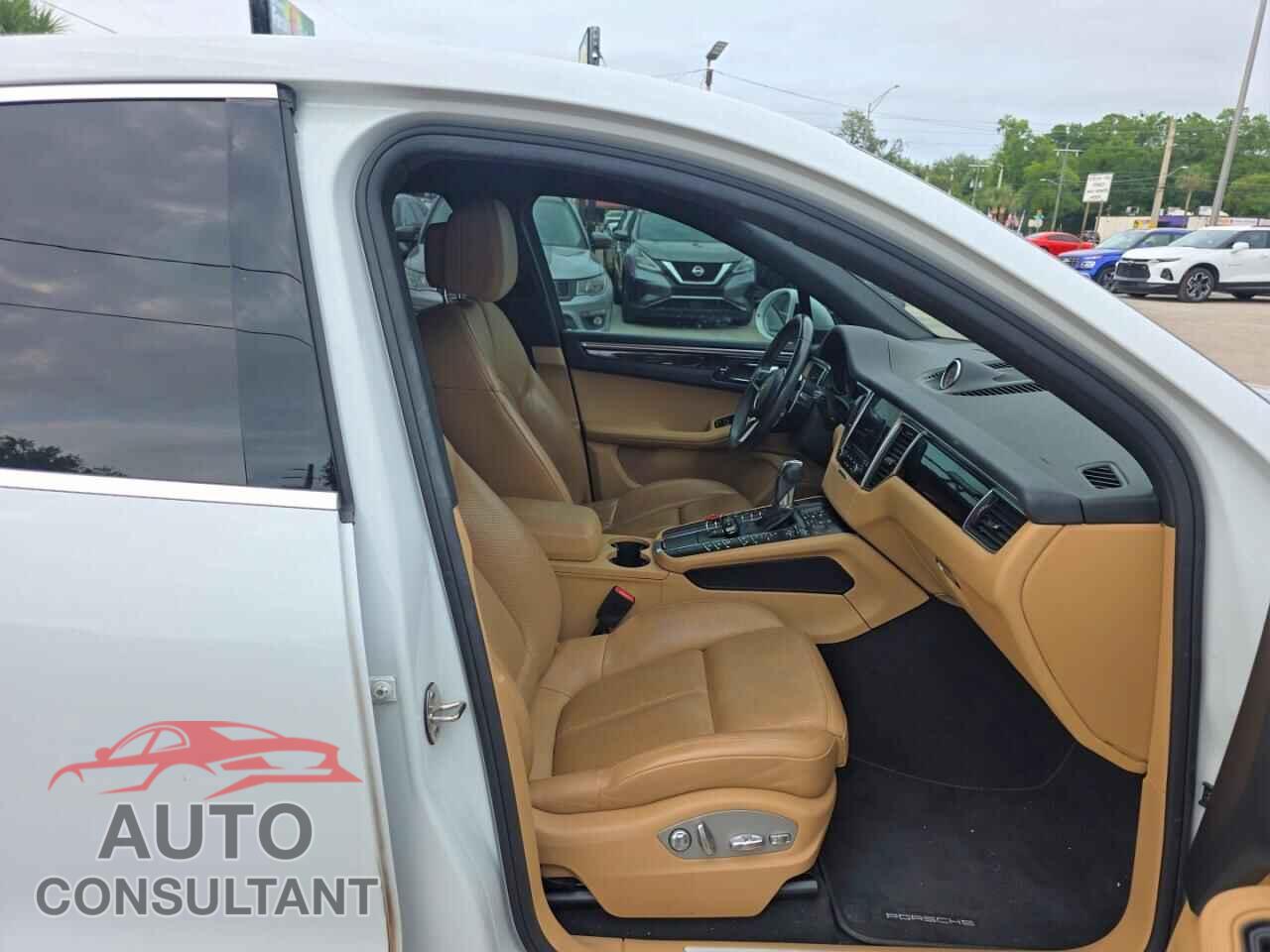 PORSCHE MACAN 2018 - WP1AB2A53JLB33385