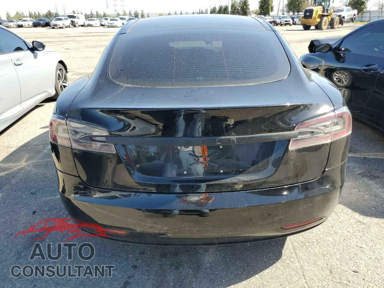 TESLA MODEL S 2016 - 5YJSA1E25GF137212