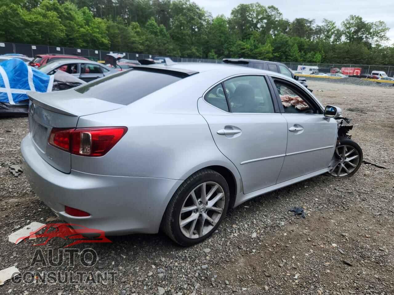 LEXUS IS 2011 - JTHCF5C20B5049385