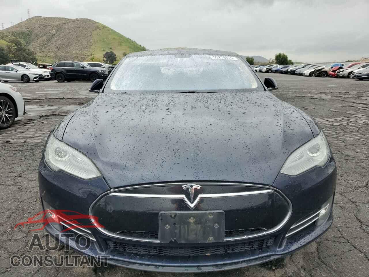 TESLA MODEL S 2013 - 5YJSA1CG1DFP04767