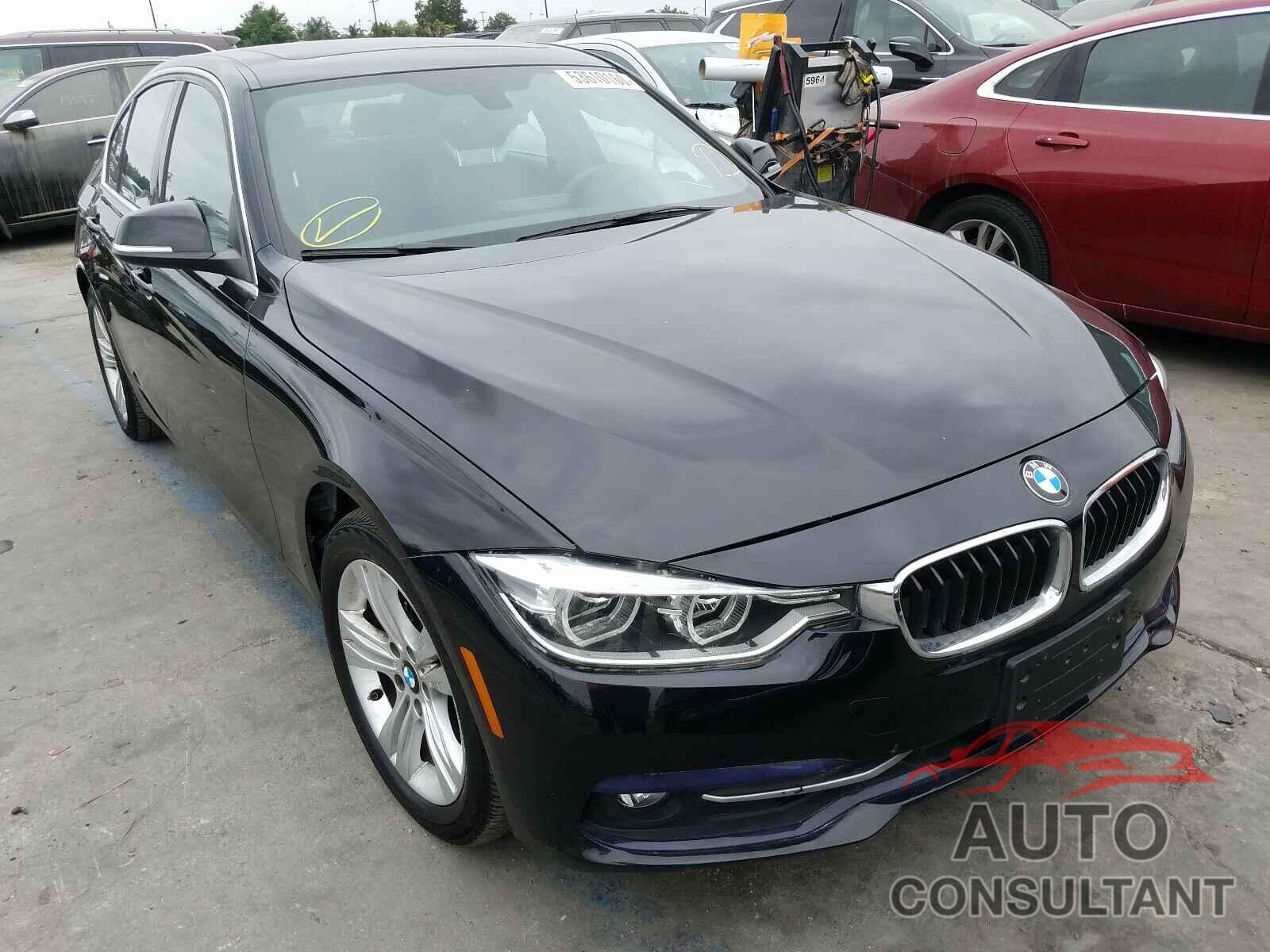 BMW 3 SERIES 2018 - WBA8D9G51JNU68107