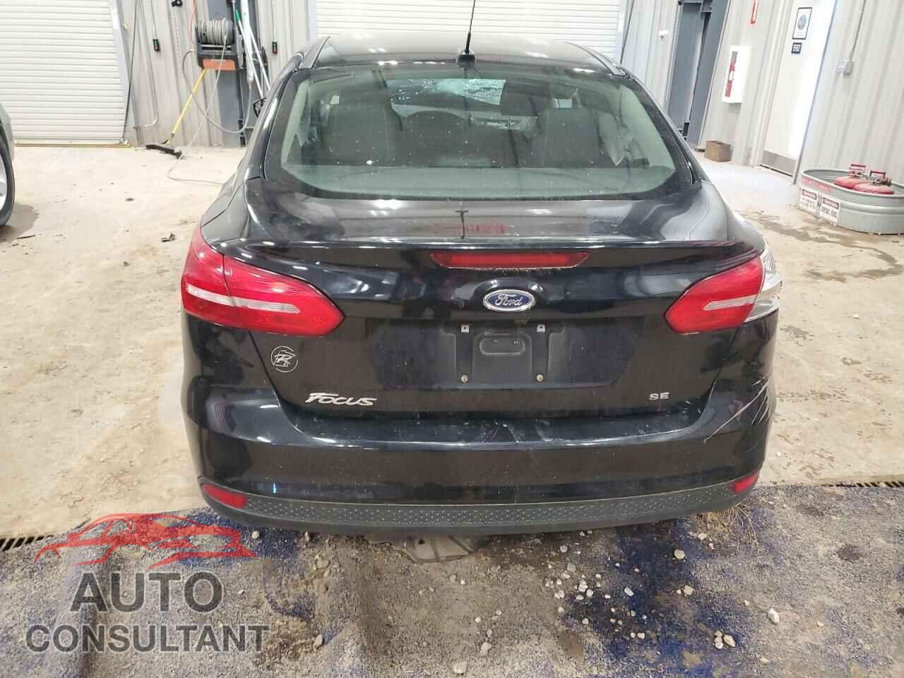 FORD FOCUS 2018 - 1FADP3F22JL303696