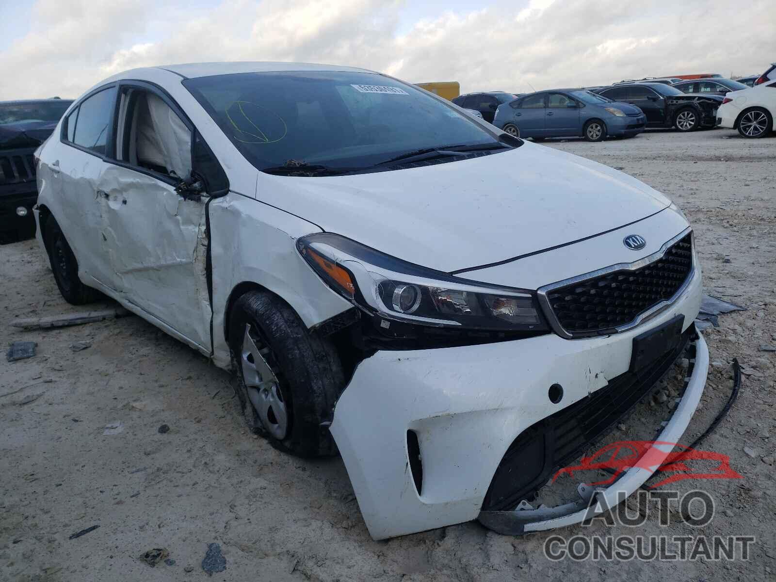 KIA FORTE 2018 - 3KPFL4A75JE176040