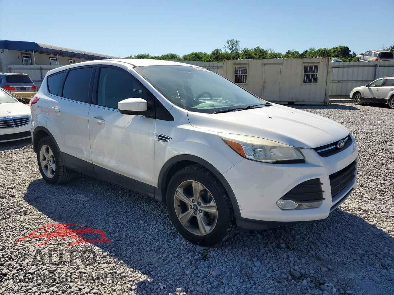 FORD ESCAPE 2015 - 1FMCU9GX1FUA46328