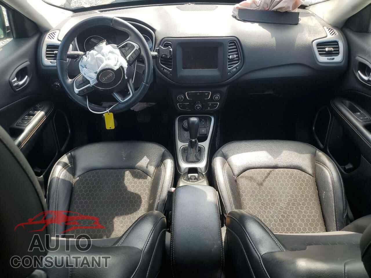 JEEP COMPASS 2020 - 3C4NJDBB2LT104280