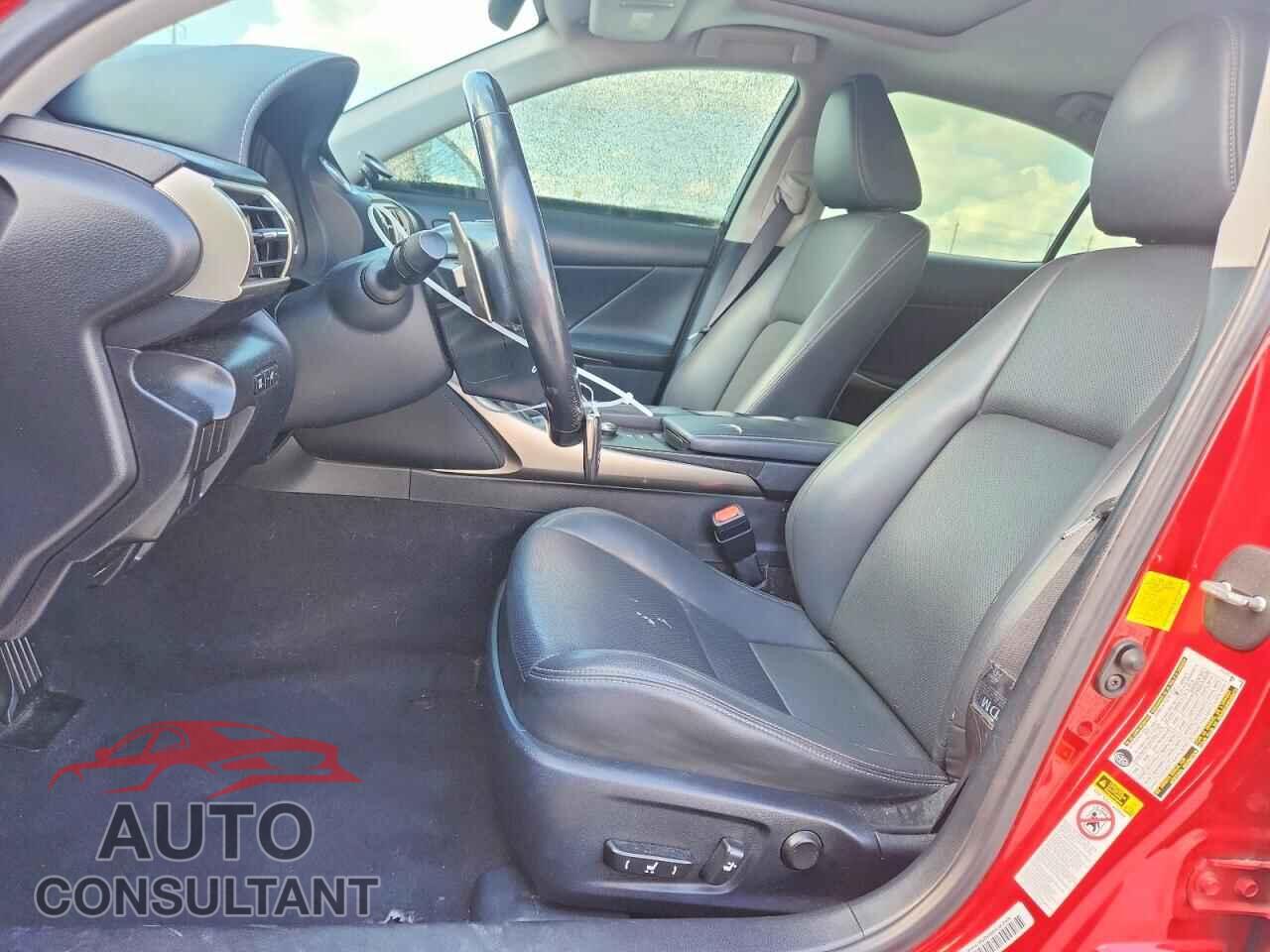 LEXUS IS 2016 - JTHBA1D29G5019469