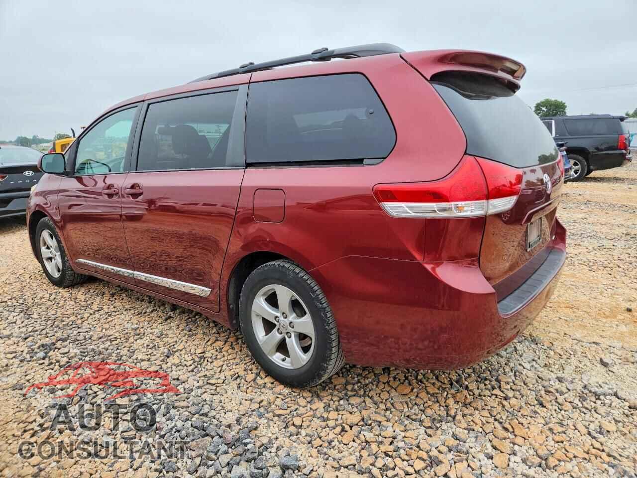 TOYOTA SIENNA 2013 - 5TDKK3DC8DS320744