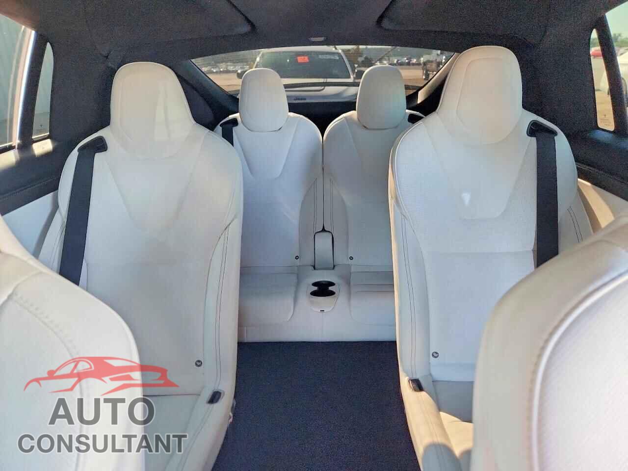 TESLA MODEL X 2018 - 5YJXCBE46JF140893
