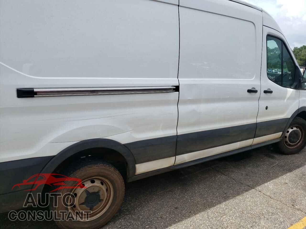 FORD TRANSIT 2019 - 1FTYR2CM6KKB08178