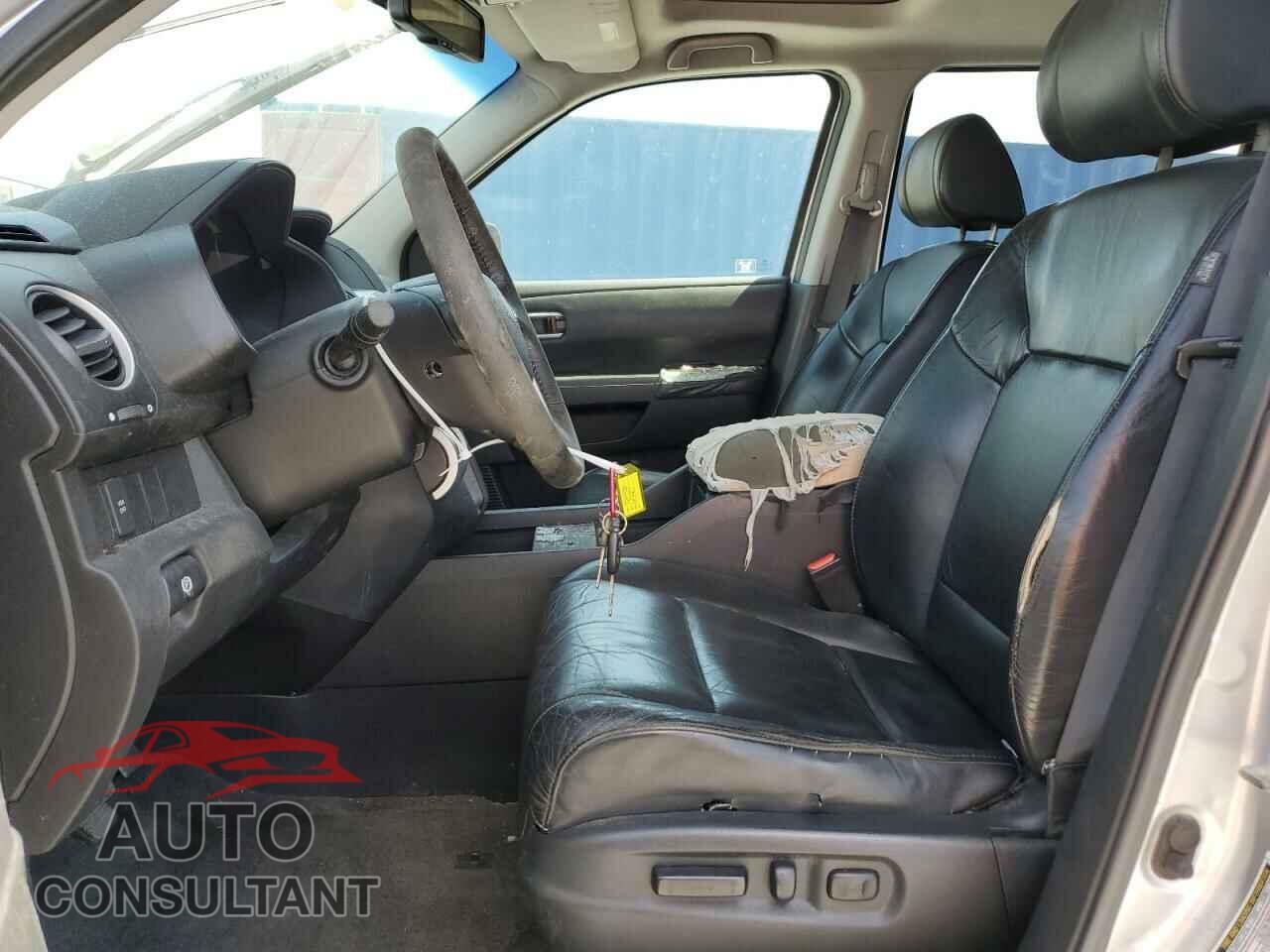 HONDA PILOT 2010 - 5FNYF3H51AB018738