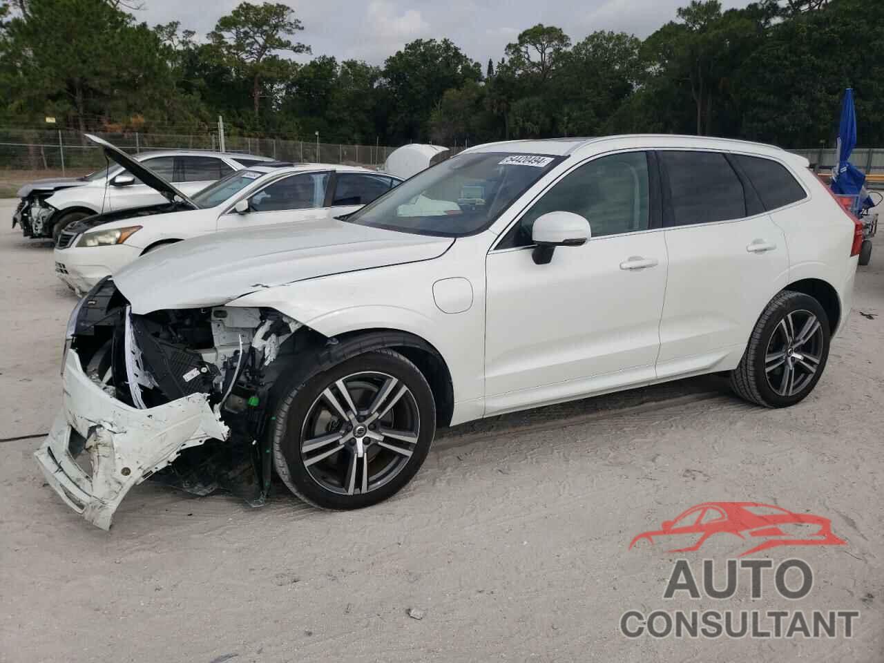 VOLVO XC60 2019 - LYVBR0DK0KB236437