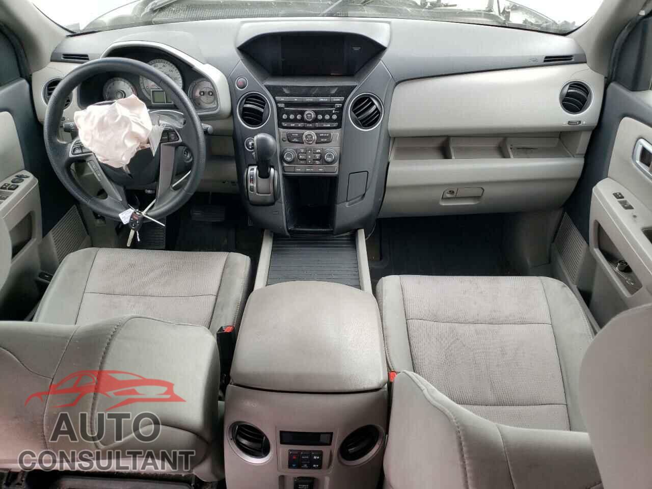 HONDA PILOT 2013 - 5FNYF4H41DB040059
