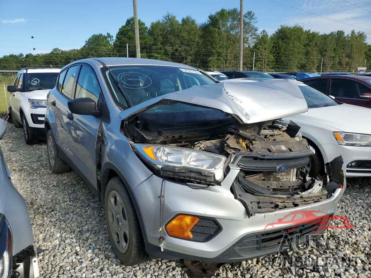 FORD ESCAPE 2017 - 1FMCU0F74HUD35333
