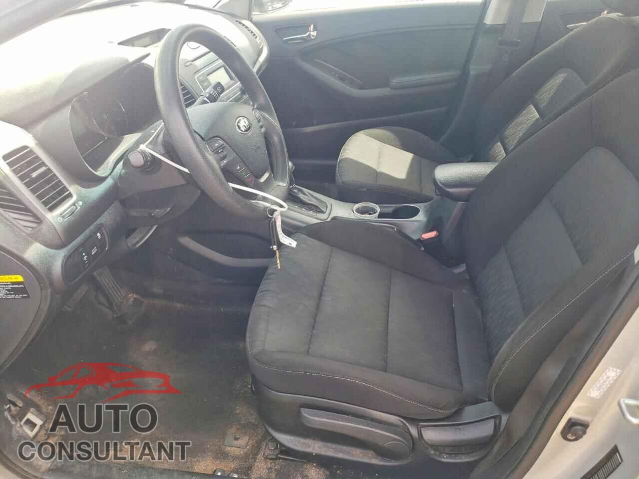 KIA FORTE 2016 - KNAFK4A67G5610292