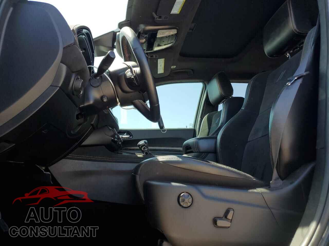 DODGE DURANGO 2023 - 1C4SDHCT4PC602166