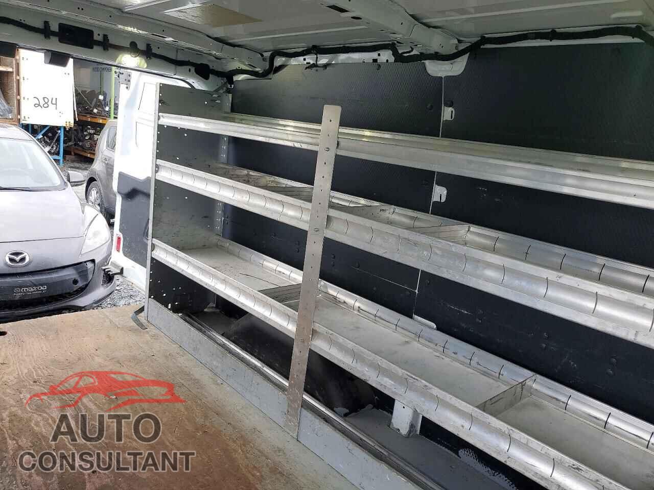 FORD TRANSIT 2018 - 1FTYR1ZM0JKA00283