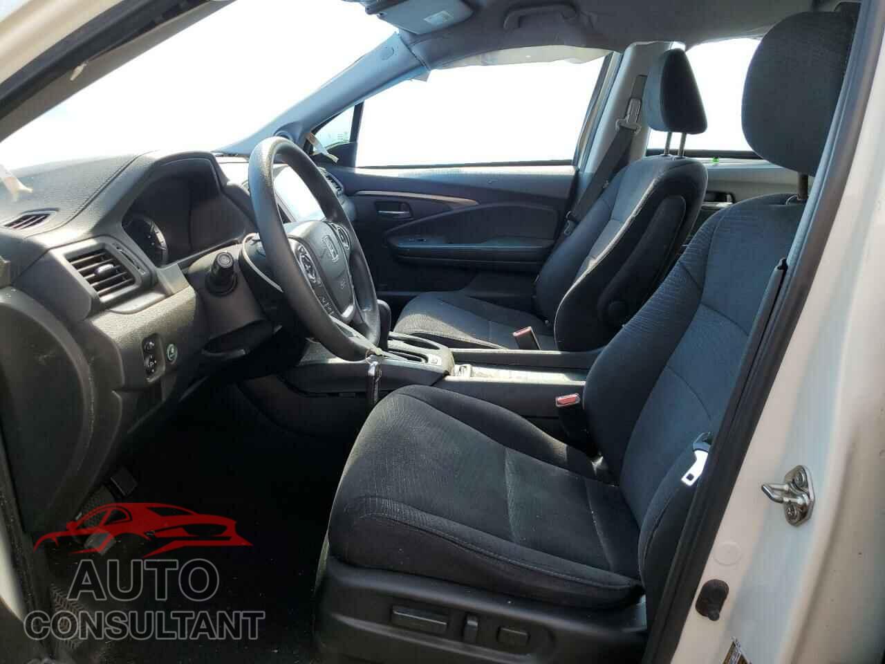 HONDA PILOT 2017 - 5FNYF5H30HB047300