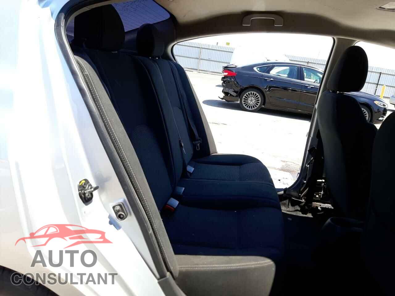 NISSAN VERSA 2017 - 3N1CN7AP3HL850547
