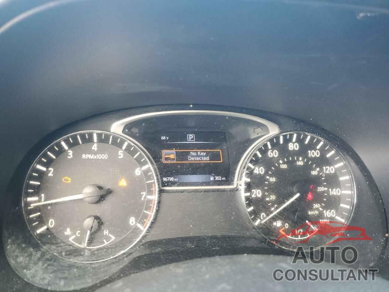 NISSAN PATHFINDER 2017 - 5N1DR2MN9HC657720