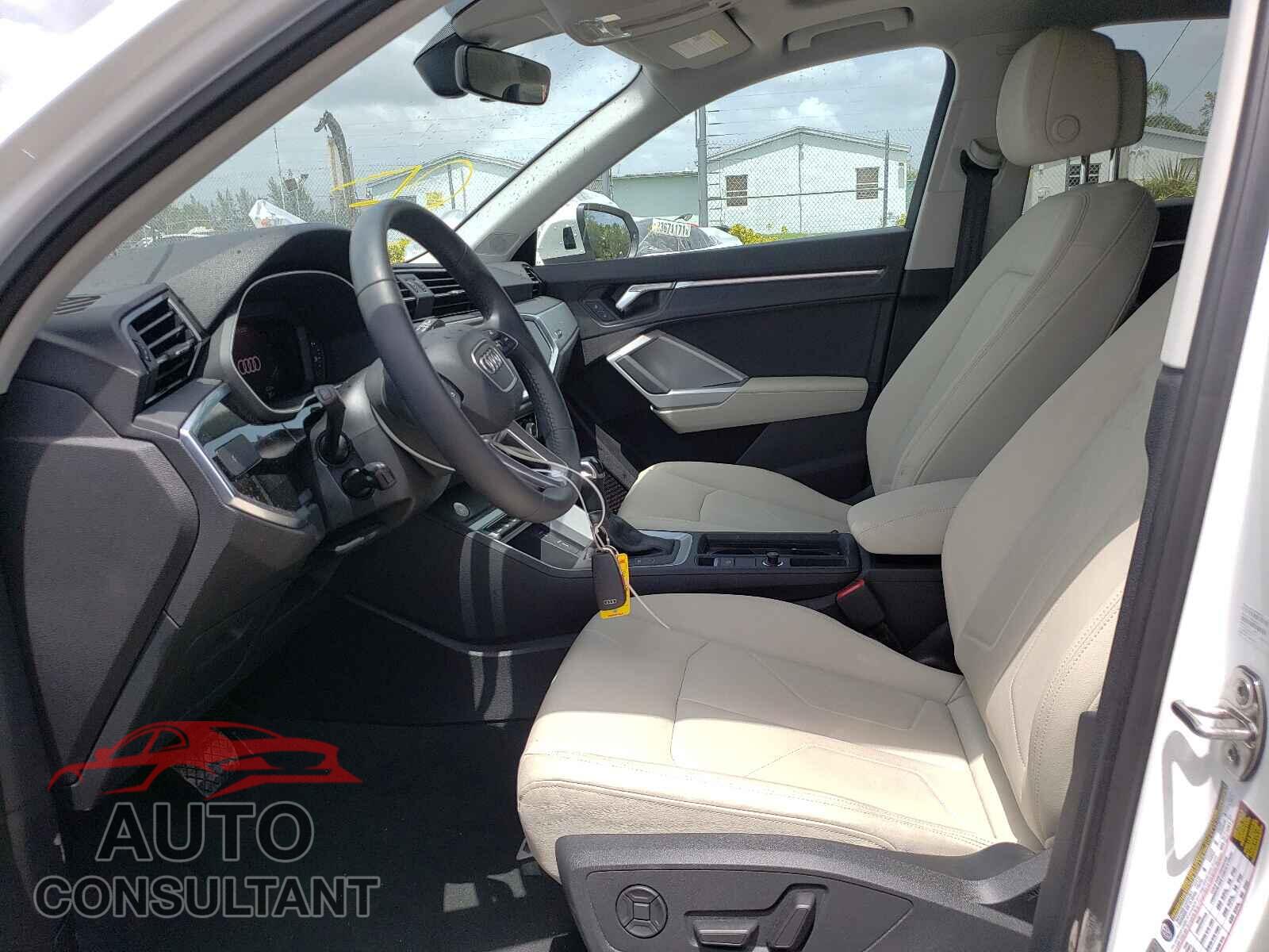 AUDI Q3 2020 - WA1AECF36L1124971