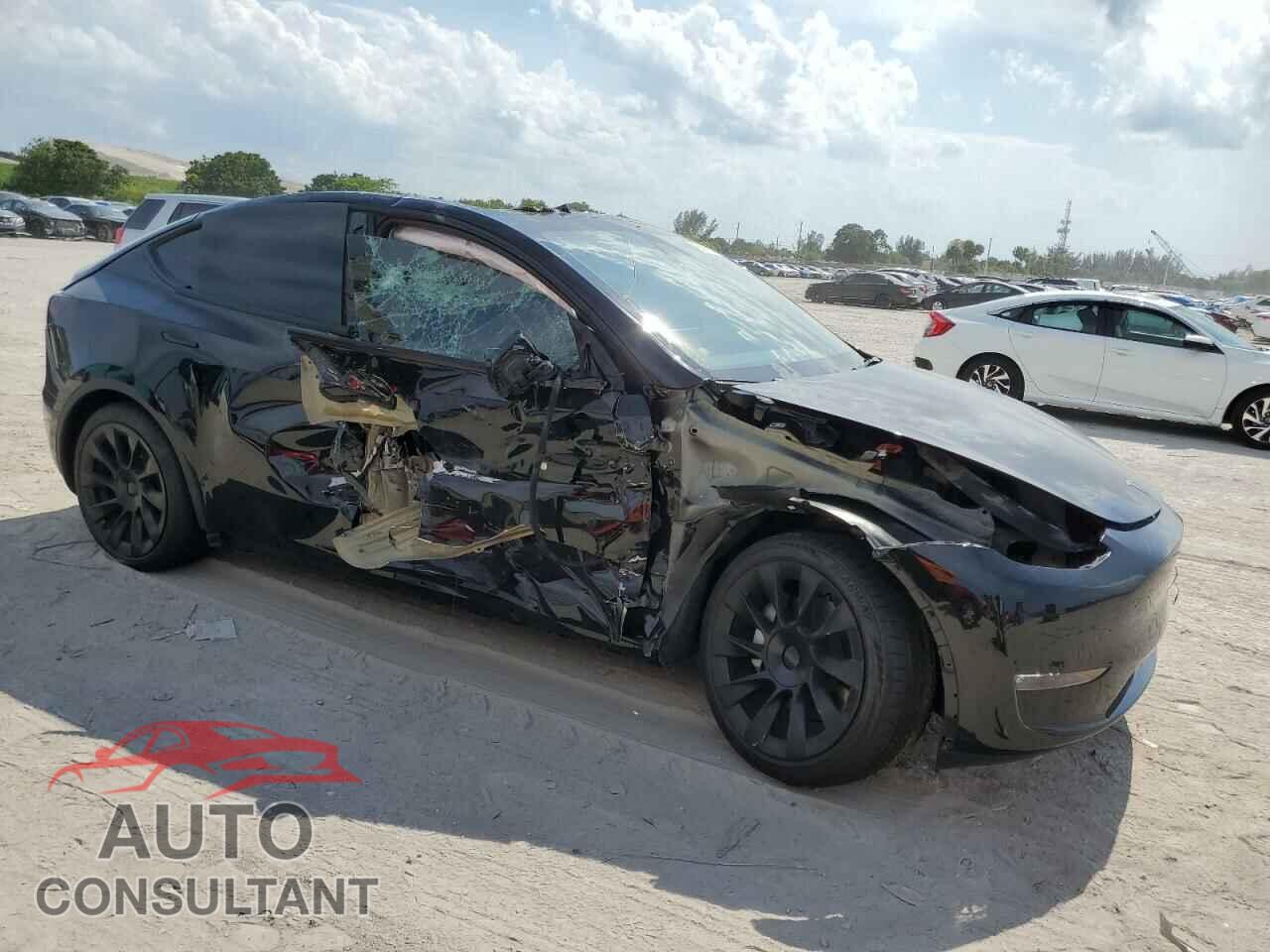 TESLA MODEL Y 2023 - 7SAYGDEDXPF949863