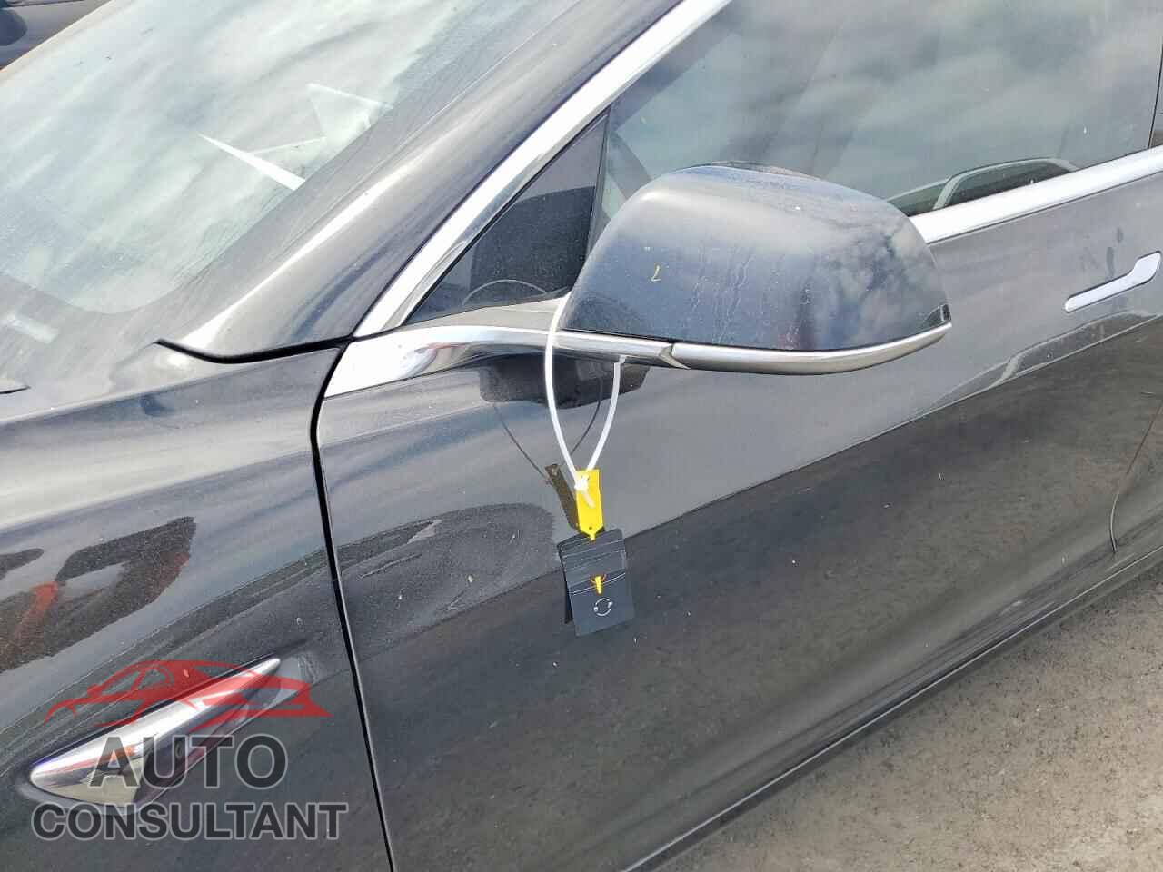 TESLA MODEL 3 2018 - 5YJ3E1EA8JF178022