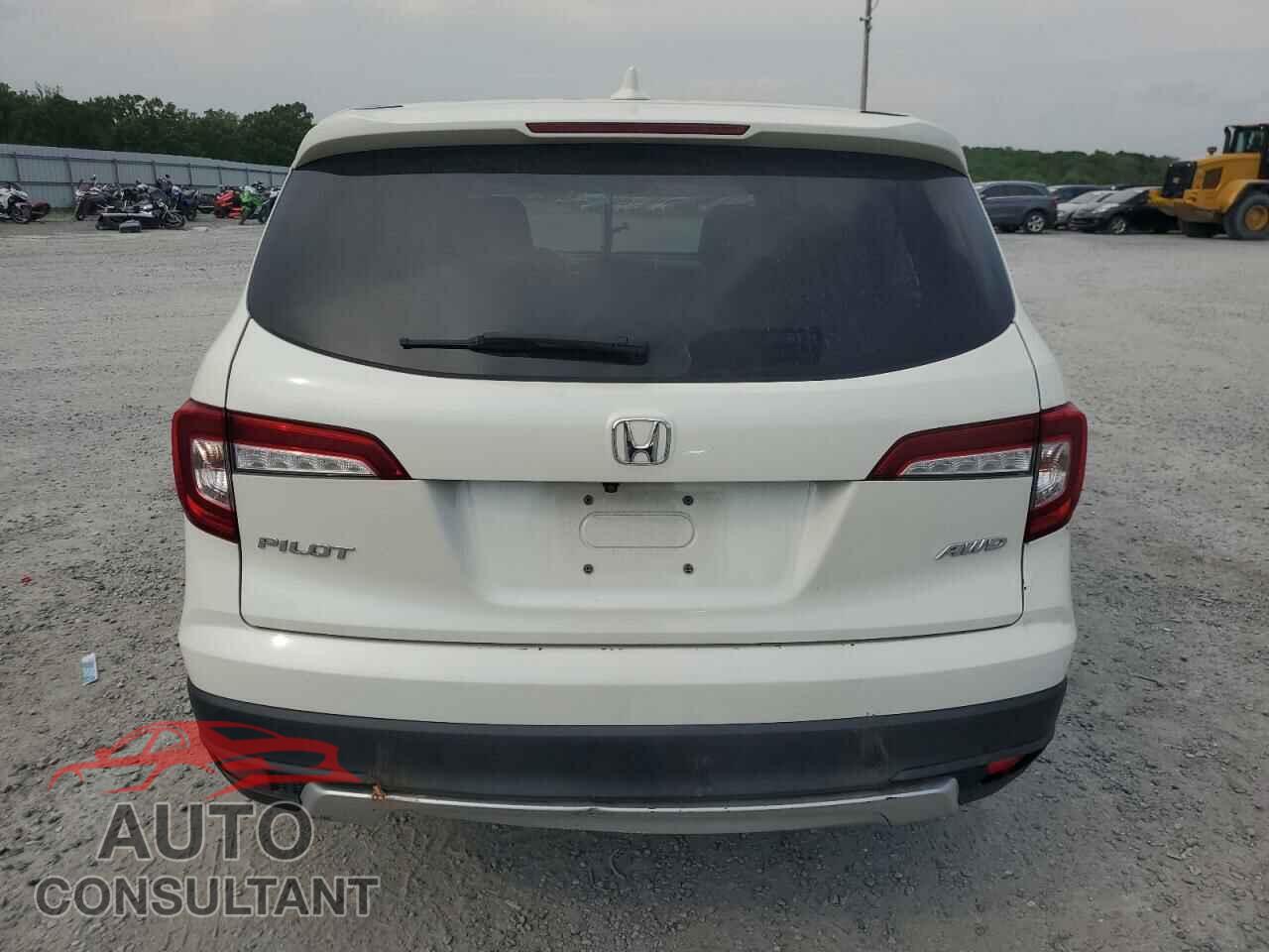 HONDA PILOT 2019 - 5FNYF6H56KB045761