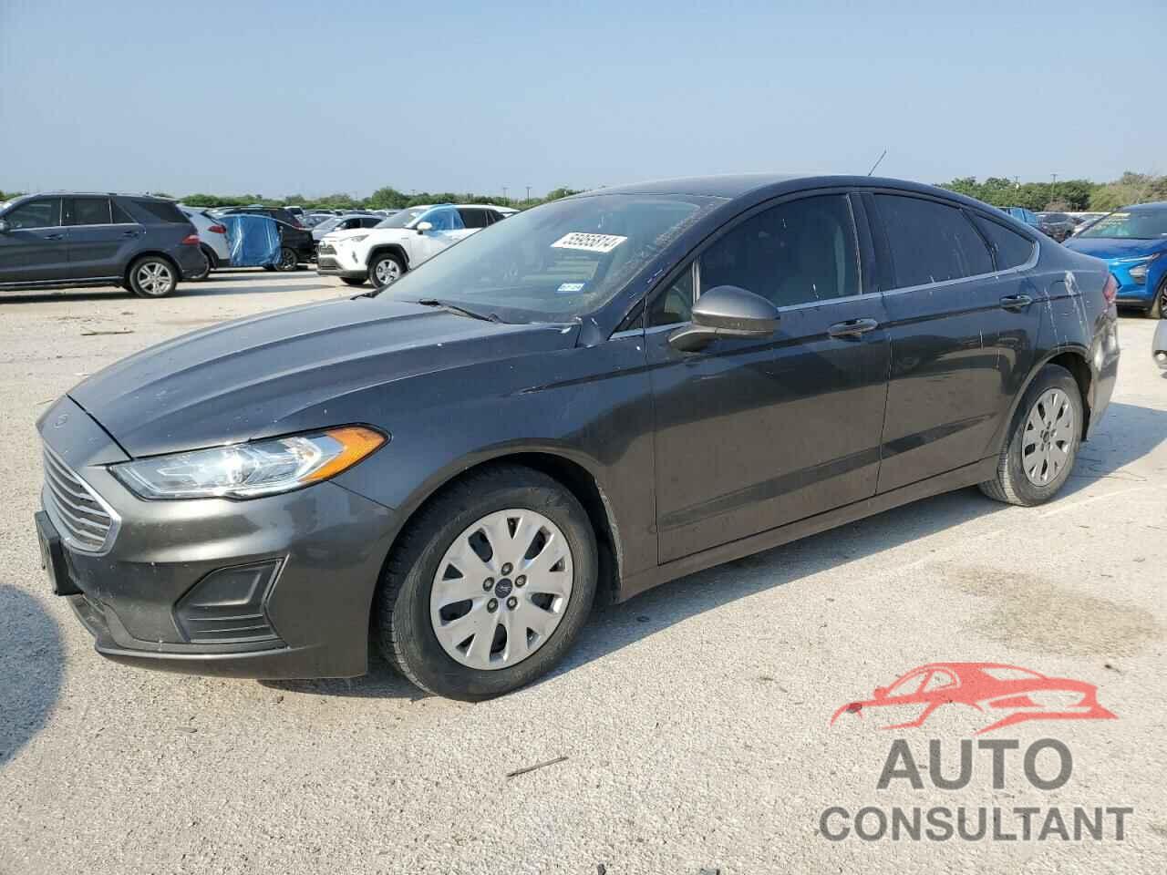 FORD FUSION 2019 - 3FA6P0G74KR249936