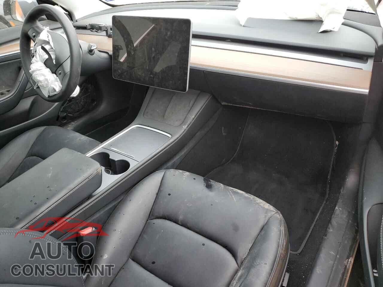 TESLA MODEL 3 2023 - 5YJ3E1EC7PF494151