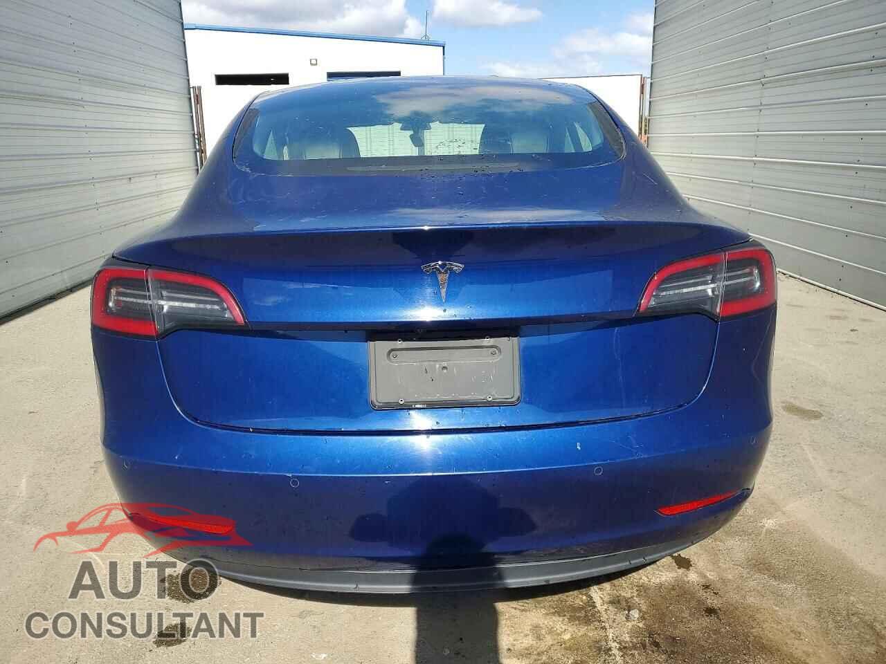 TESLA MODEL 3 2022 - 5YJ3E1EA7NF290865