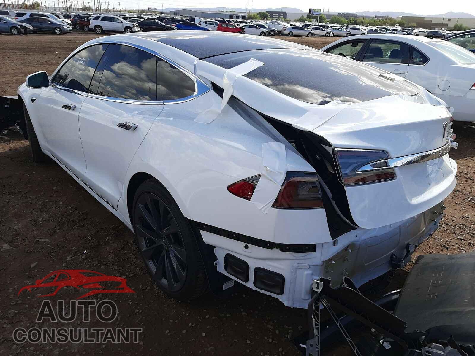 TESLA MODEL S 2020 - 5YJSA1E2XLF415208