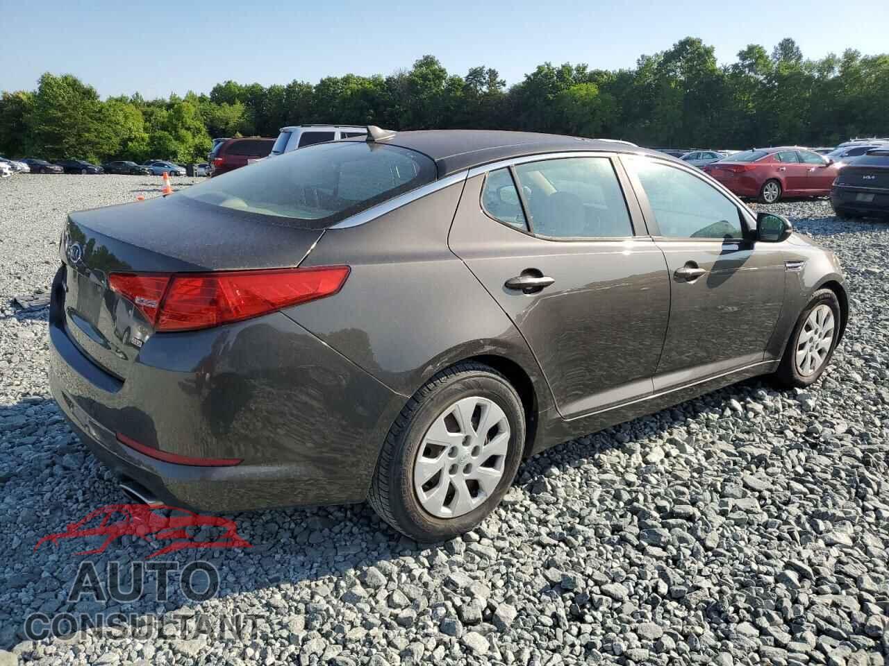 KIA OPTIMA 2011 - KNAGM4A76B5085855
