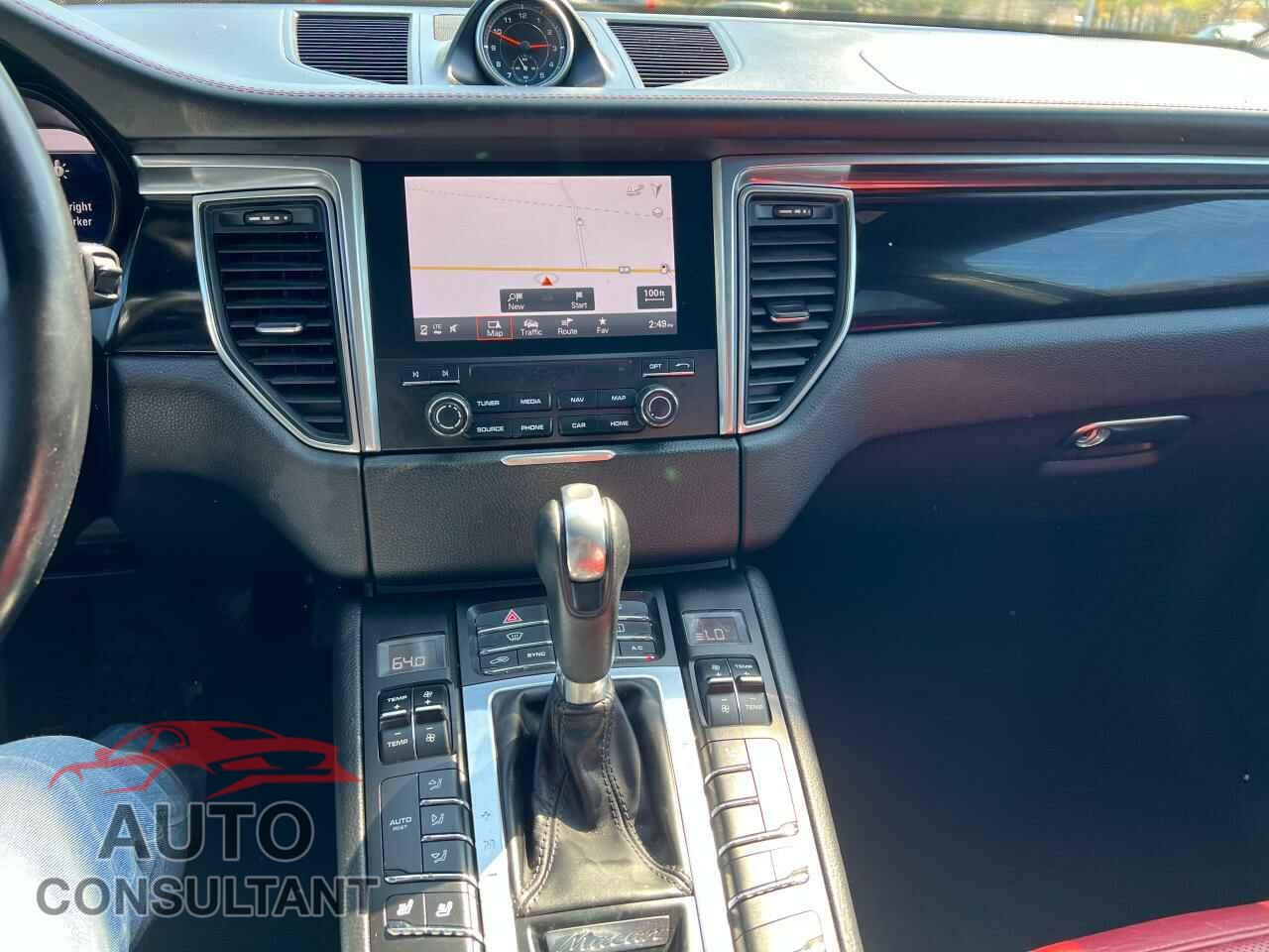 PORSCHE MACAN 2018 - WP1AB2A56JLB31226