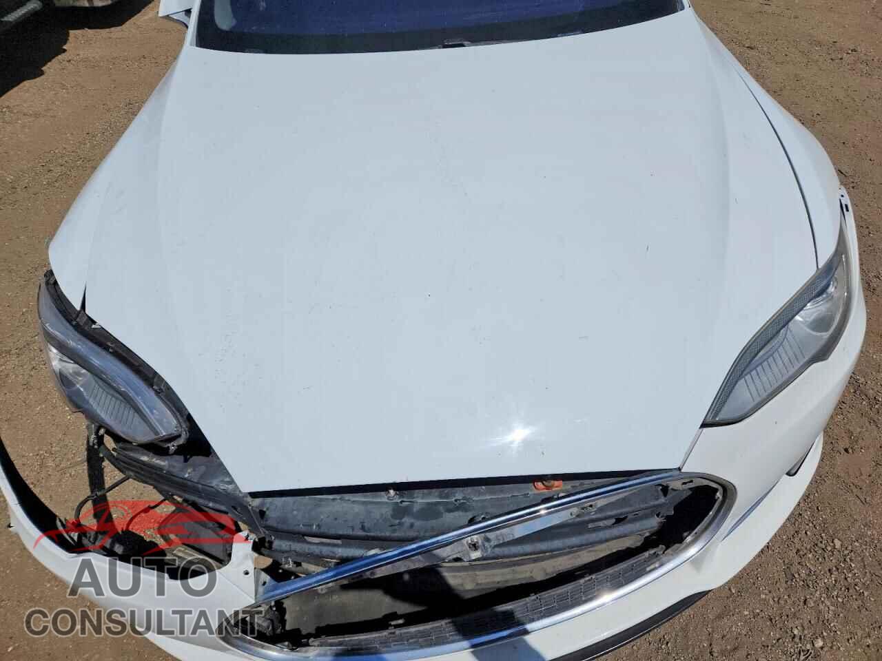 TESLA MODEL S 2013 - 5YJSA1CG3DFP27497